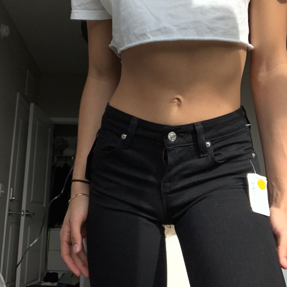 DTLA New Jeans - Picture 2 of 3